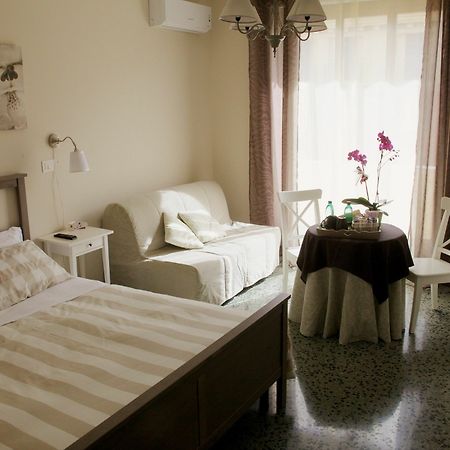 La Casa In Prati Bed & Breakfast โรม ภายนอก รูปภาพ
